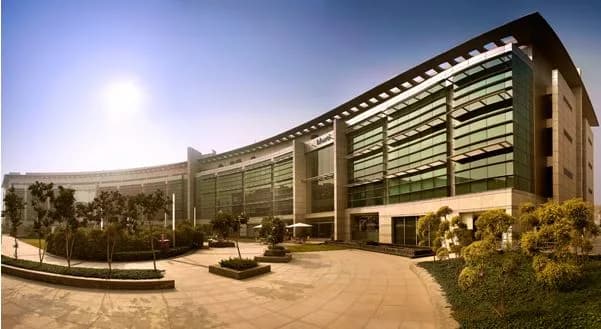 Bharti Crescent, Vasant Kunj