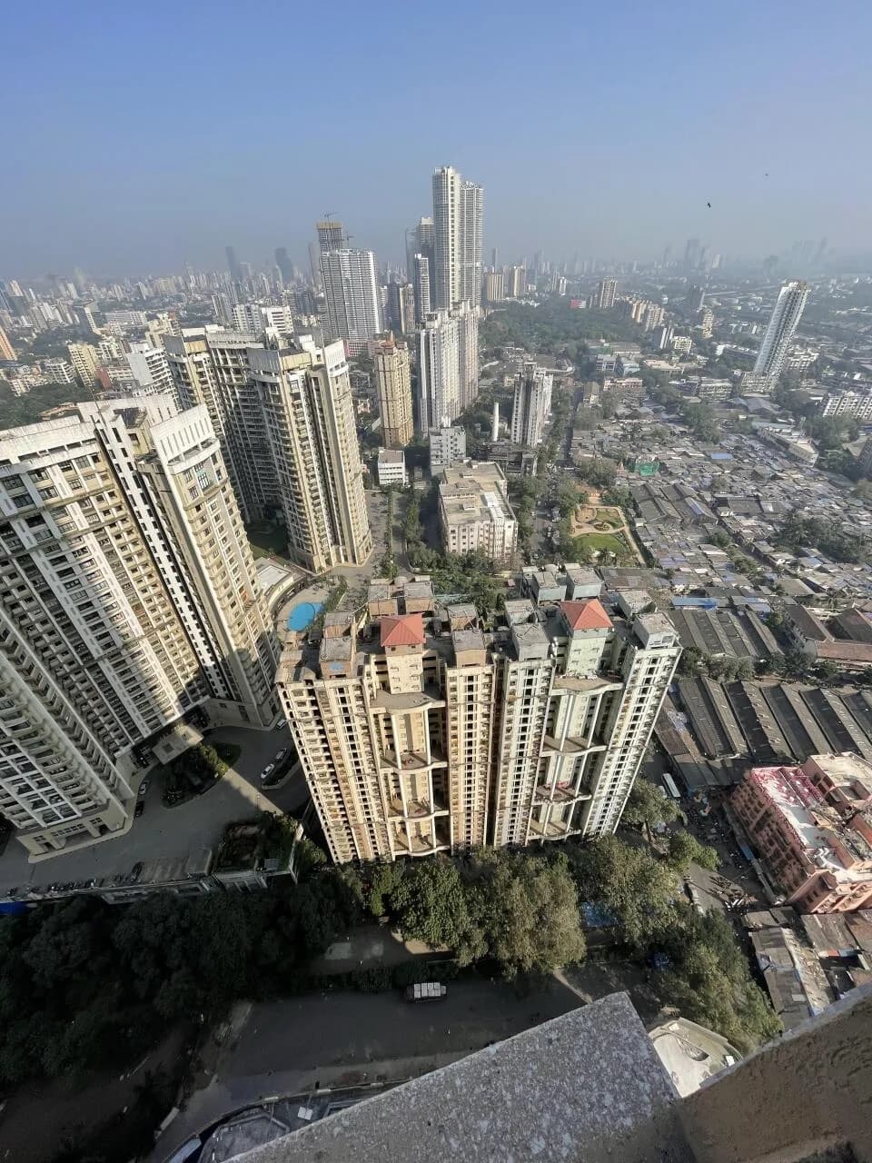 Peninsula Celestia Spaces, Parel