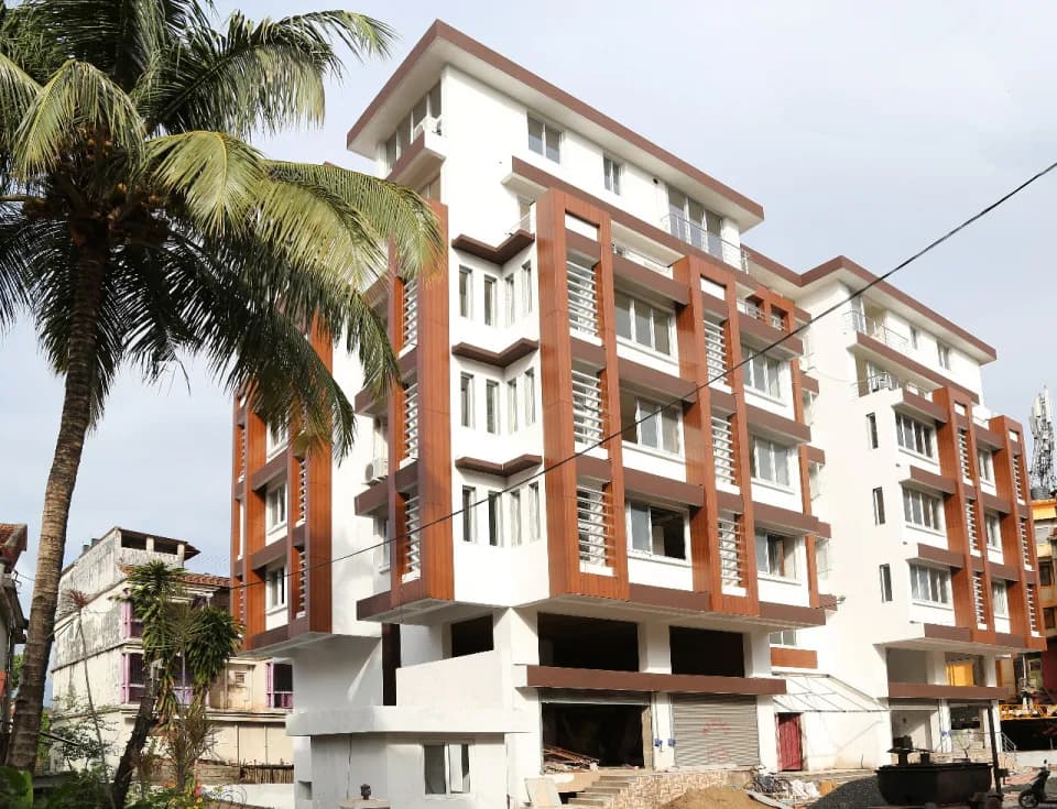 Asian Costa Pinnacle, Fatorda