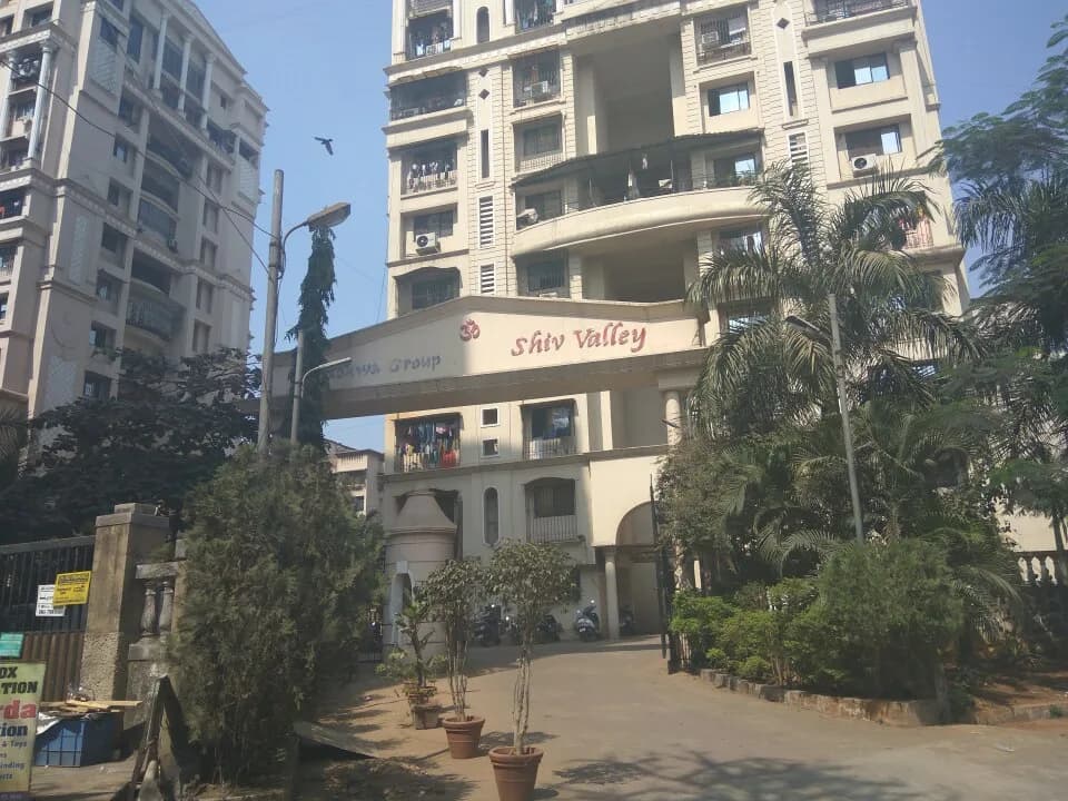 Wadhwa Shiv Valley, Khadakpada