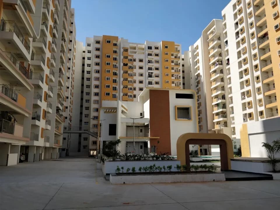 MJR Pearl, Whitefield