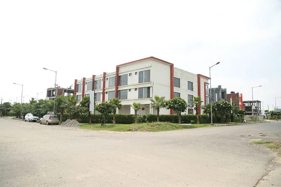 Jubilee Square, Aerocity