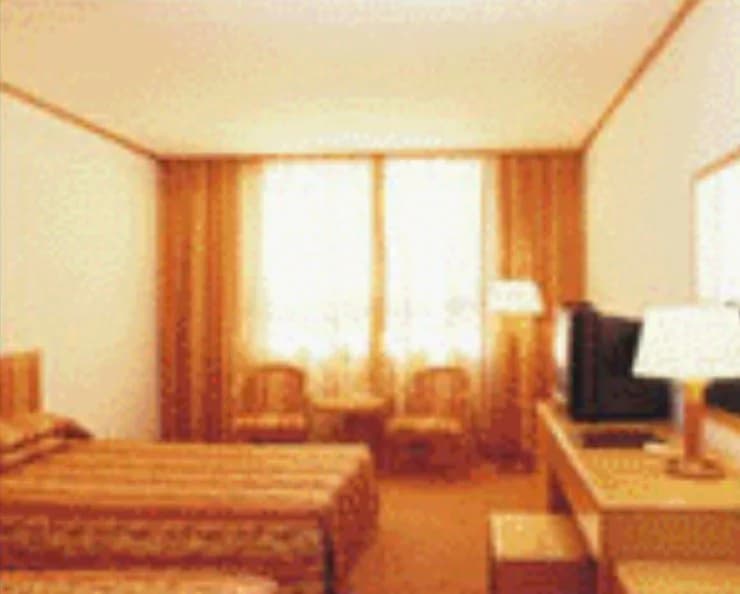 B Tech Livinshire — Bedroom