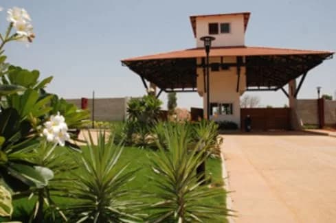Sri The Retreat, Meenakunte