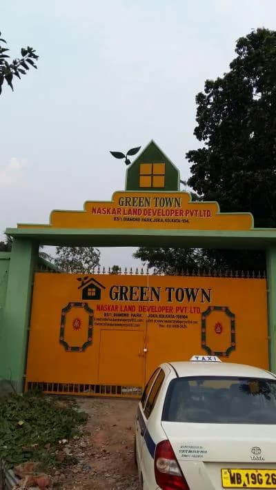 Naskar Green Town, Joka