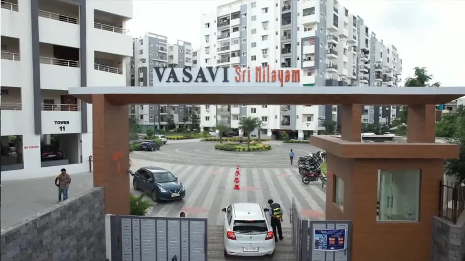 Vasavi Sri Nilayam, LB Nagar