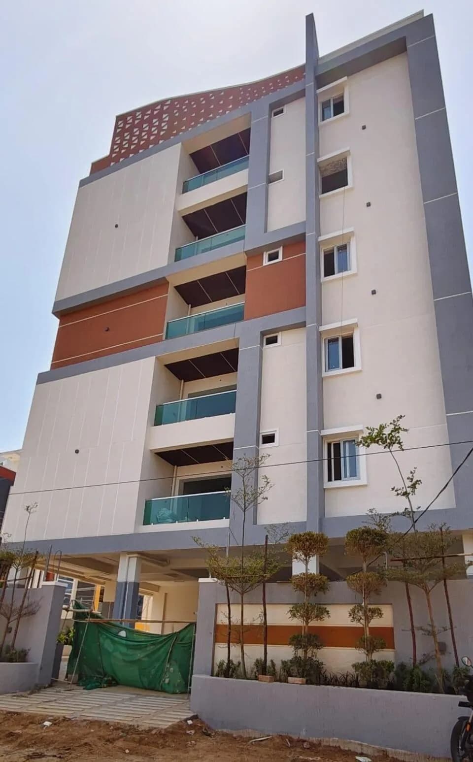 BJs Marigold, Alwal