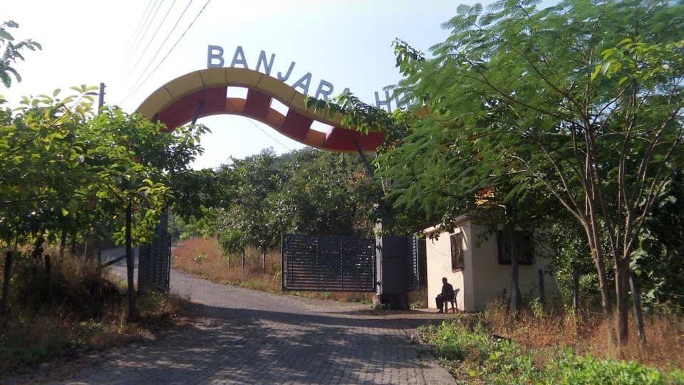 Seema Banjara Hills, Shahapur