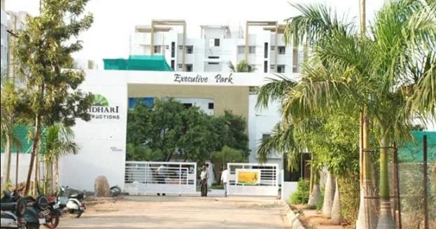Giridhari Executive Park, Peeramcheru