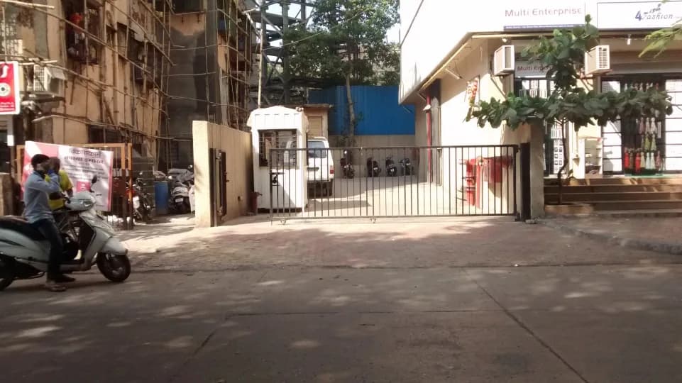 Omkar Bellezza, Dadar West