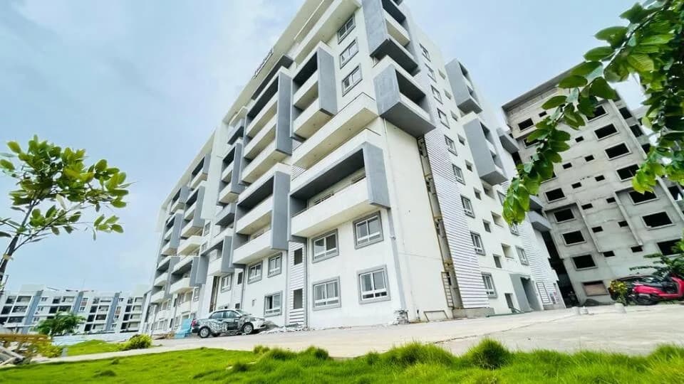 Prime Living Shantiniketan, Tadepalli