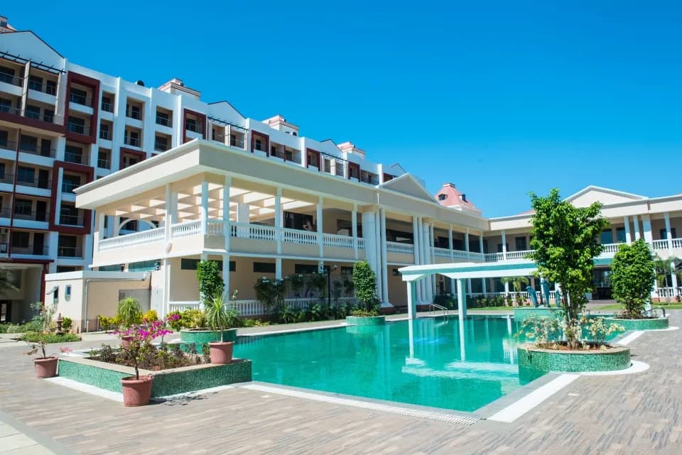 Mathias Ocean Park Residency, Dona Paula