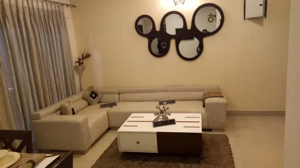 Shri Radha Aqua Gardens, Sector 16 B