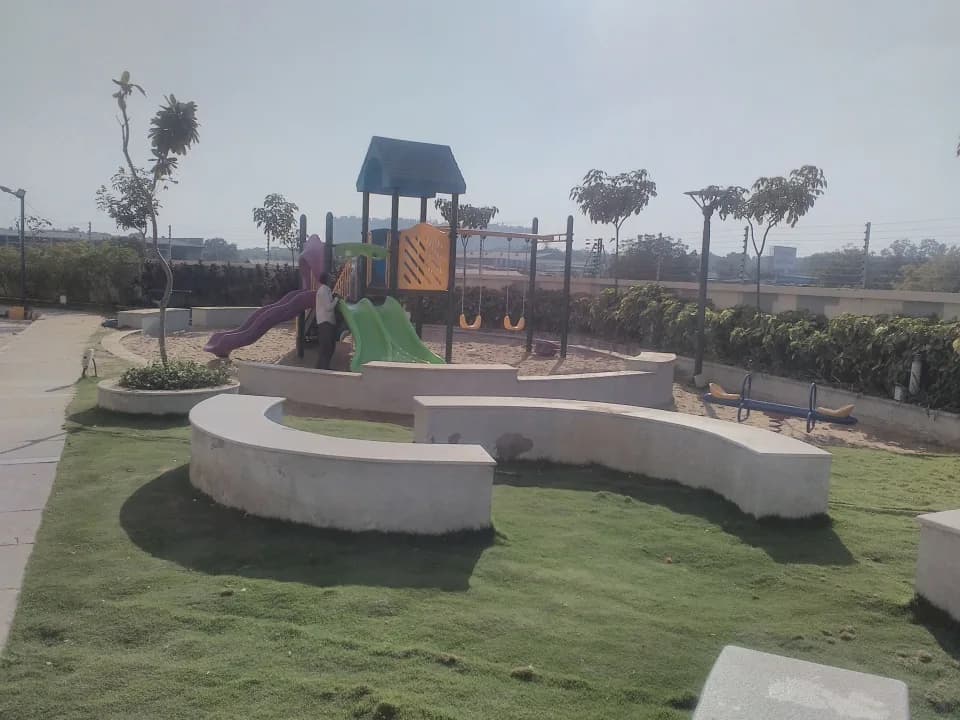 Emami Swanlake, Habeeb Nagar
