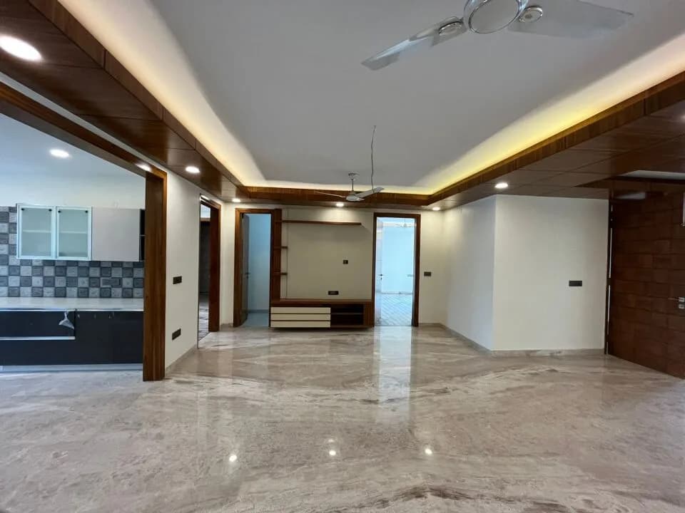 Nirantar Luxury Floors, Sector 21C