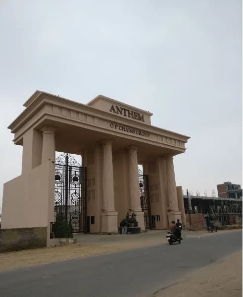 OP Chains Anthem, Avas Vikas Colony