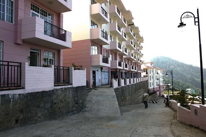 Sandwood Campton Estate, Kamyana Bharari Road