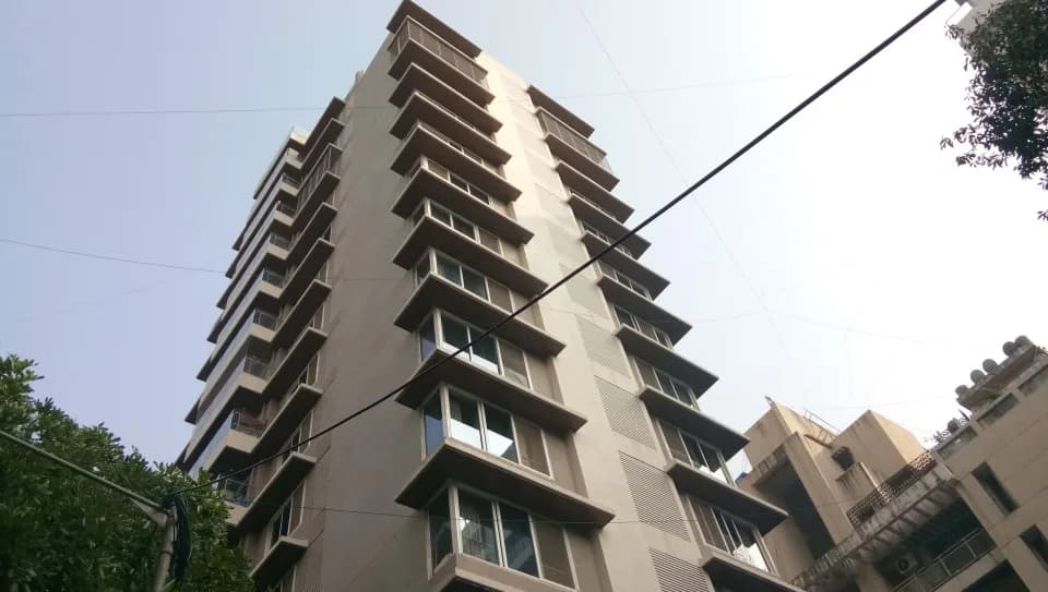 Supreme Estrella, Bandra West