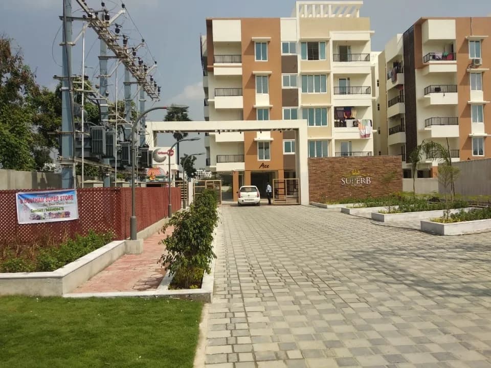 Urban Tree Superb, Urapakkam