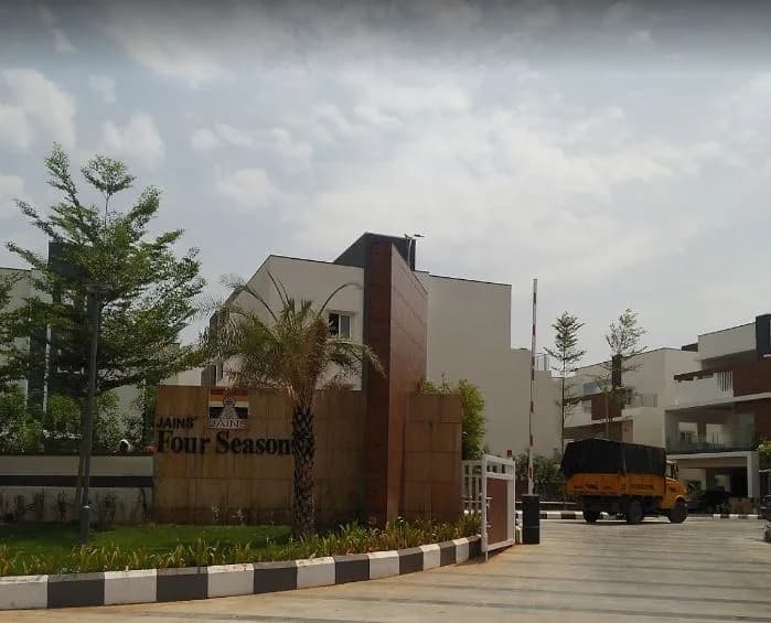 Jains Four Seasons — Entrance