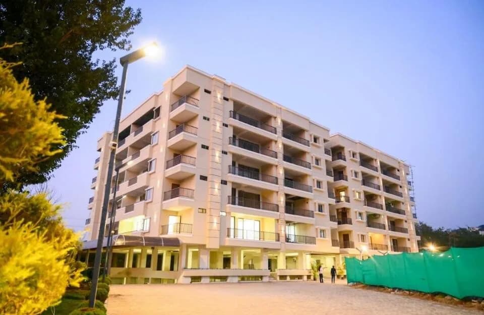 Sarah Homes 24 Karat, Lalghati
