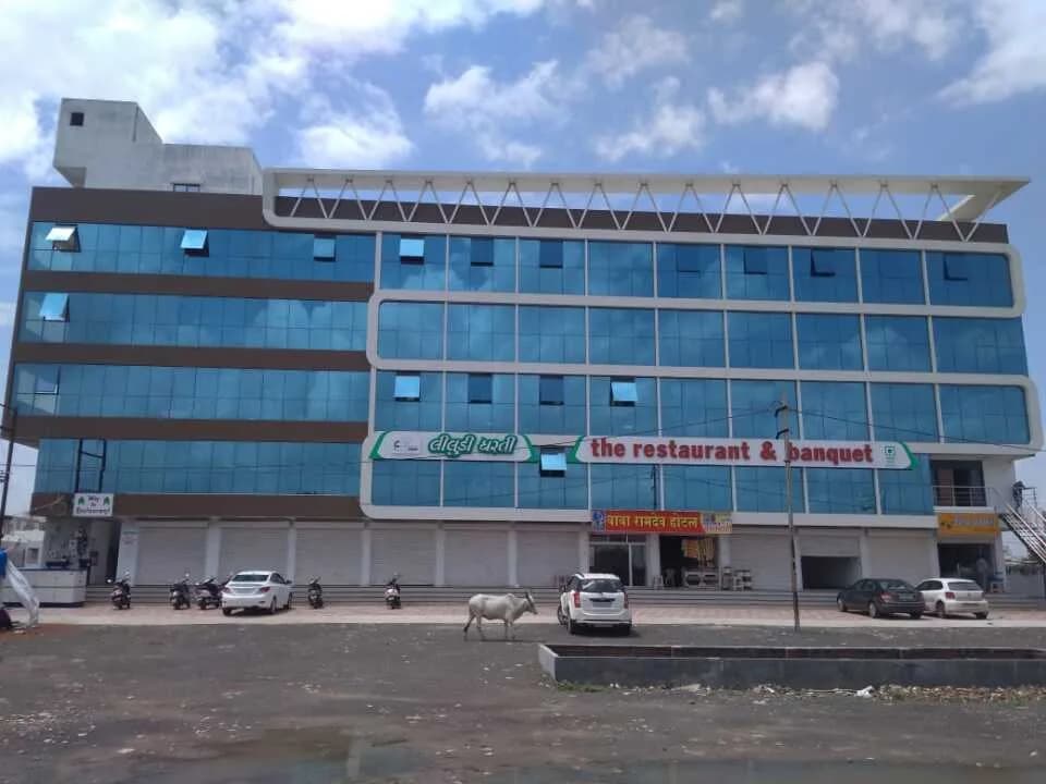 Krisha Vraj Bhoomi — Shopping Centre