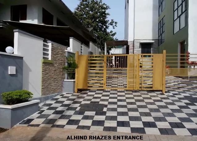 Alhind Rhazes — Entrance