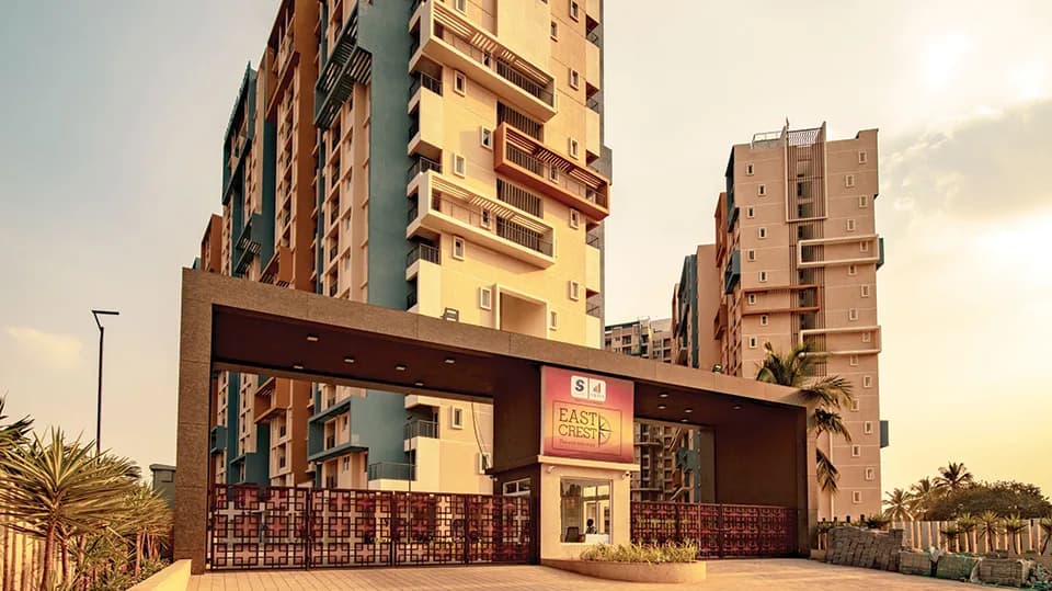 Sattva East Crest, Old Madras Road