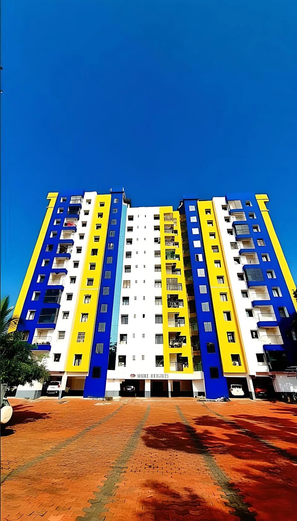 Shire Heights, Veloor