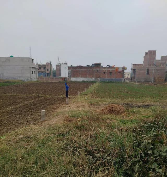 Romadiya Sumitra Raushan Enclave, Sampatchak