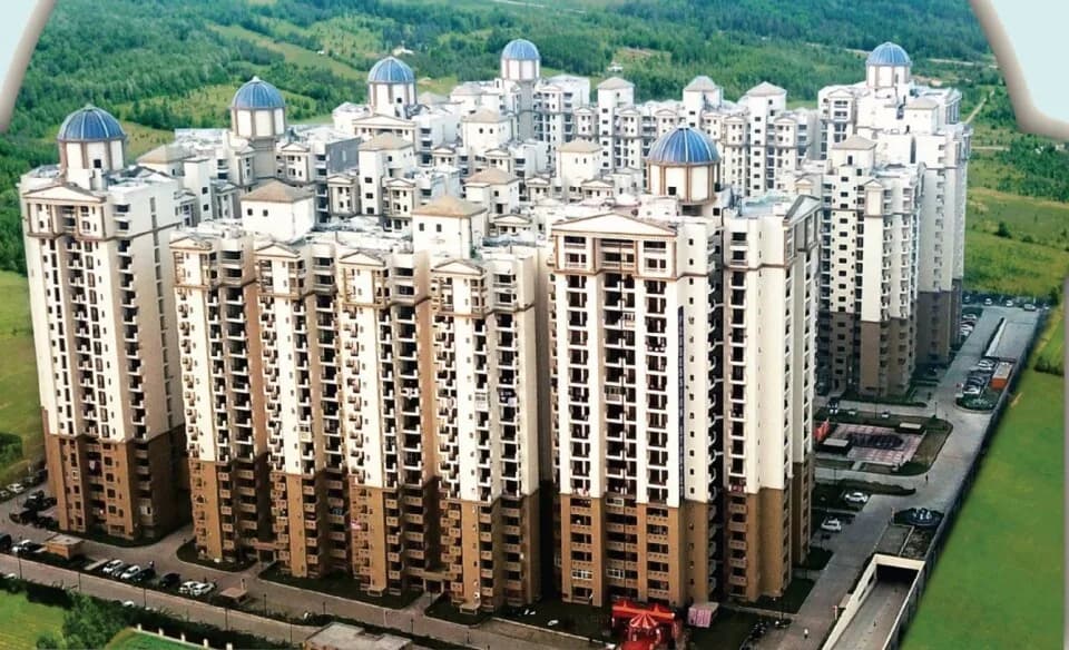 Eros Sampoornam 2, Sector 2