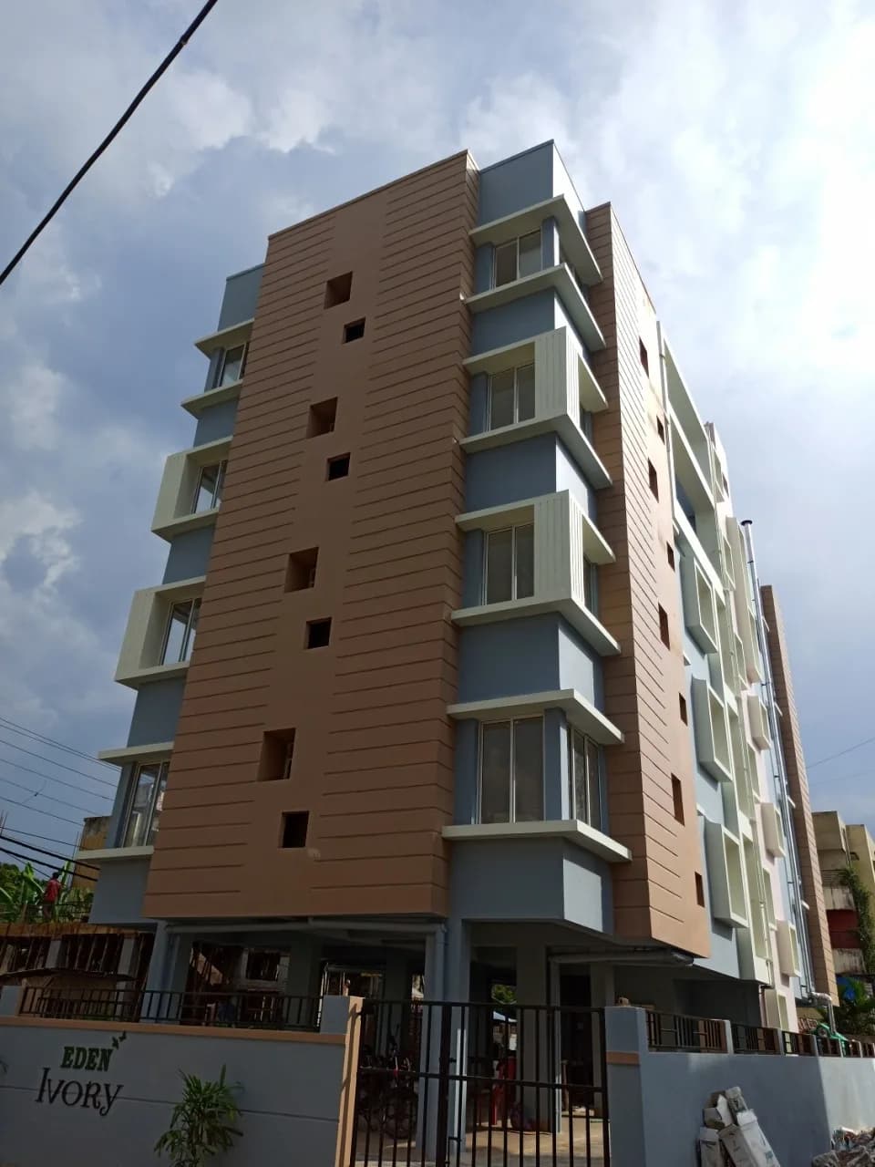 Eden Ivory, Bikash Guha Colony