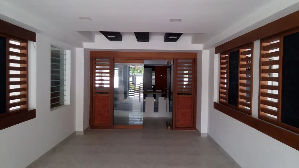CJs Haritha Lasdon Park — Entrance