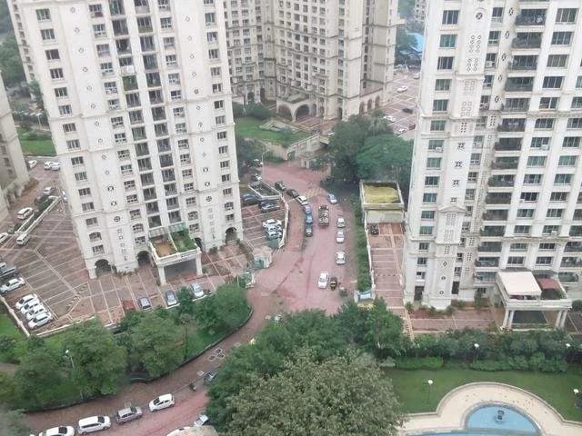 Hiranandani Iris, Manpada