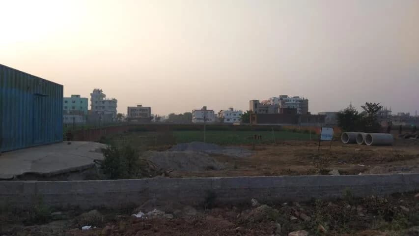 Winsome Pearlz, Danapur