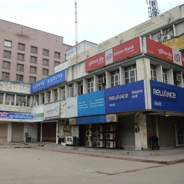 Kushagr Friends Wasan Plaza, Sanjay Place 