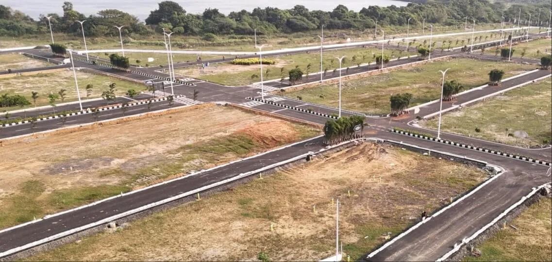 G Square Hilltop, Polupalli