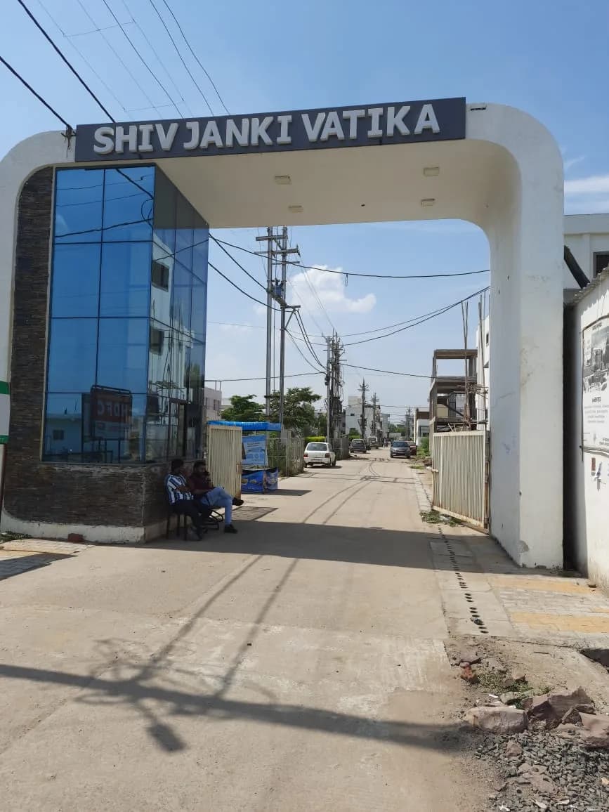 Shiv Janki Vatika, Hinotiya Alam