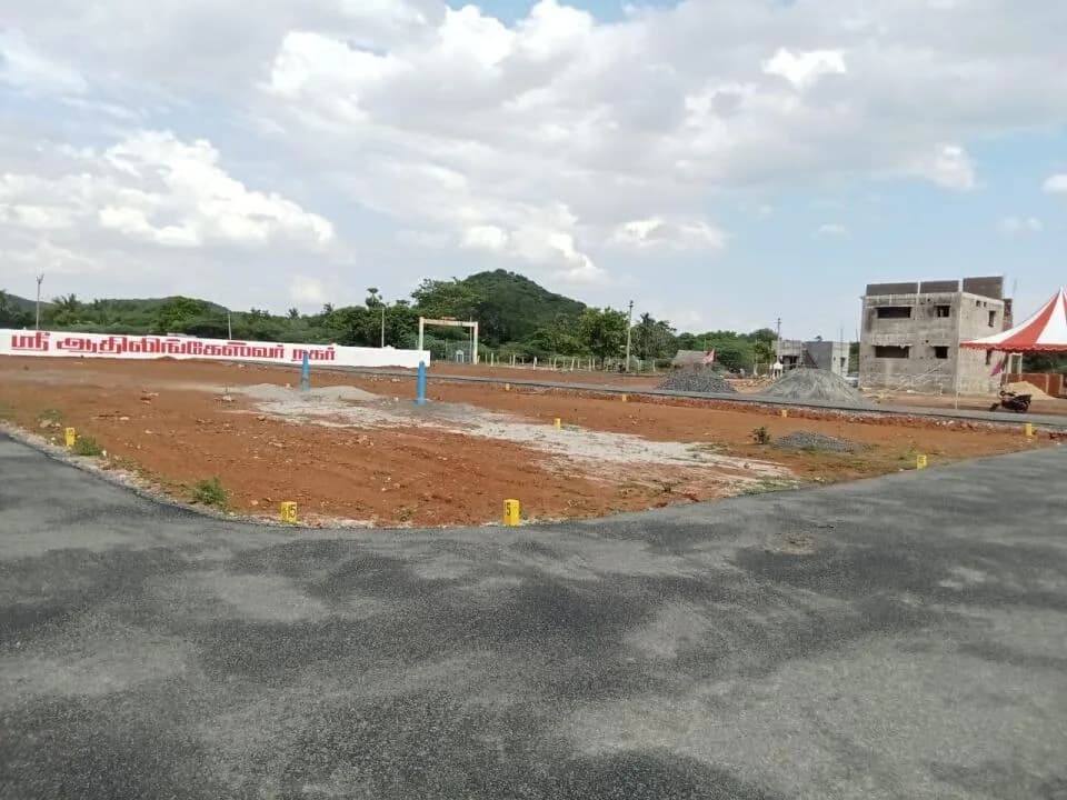 Prakash Sri Aadhilngeswar Nagar, Vallam