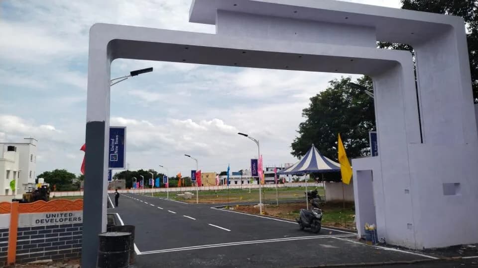 Metro United New Town, Maraimalai Nagar