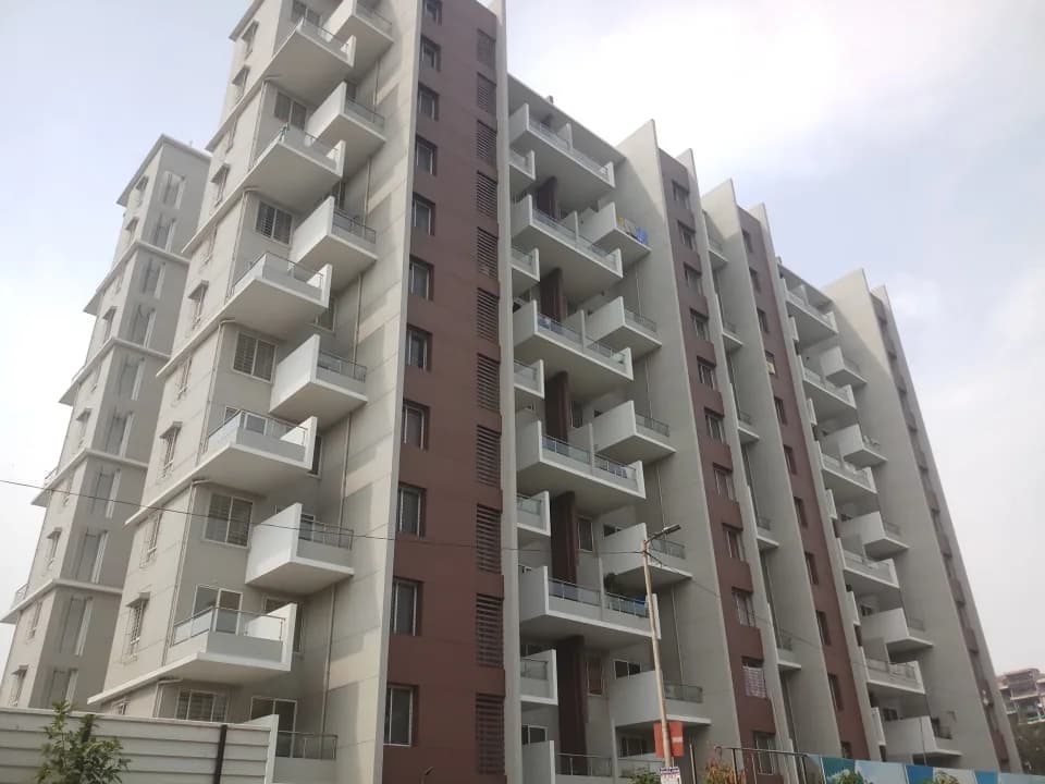 Vishal Belleza, Hadapsar