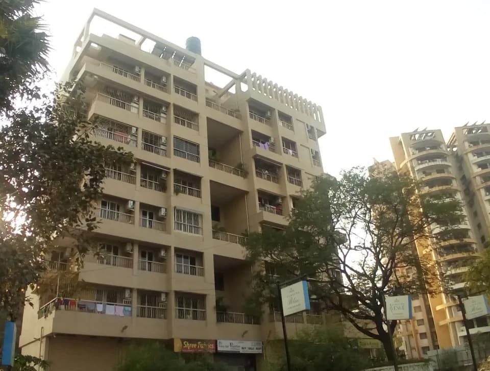 Fortune Avenue, Ghodbunder Road