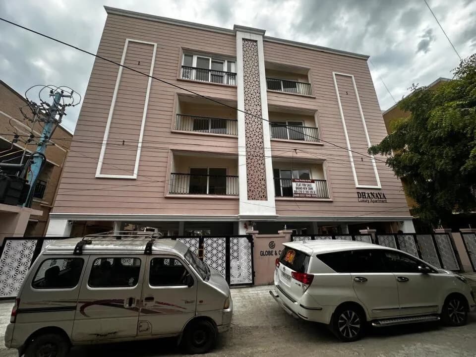 Globe Dhanaya Luxury Apartment, Kolathur