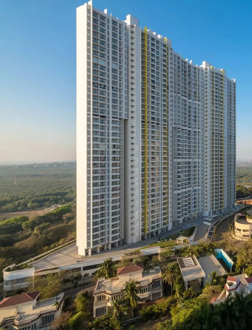 Raheja Exotica Sorento, Madh