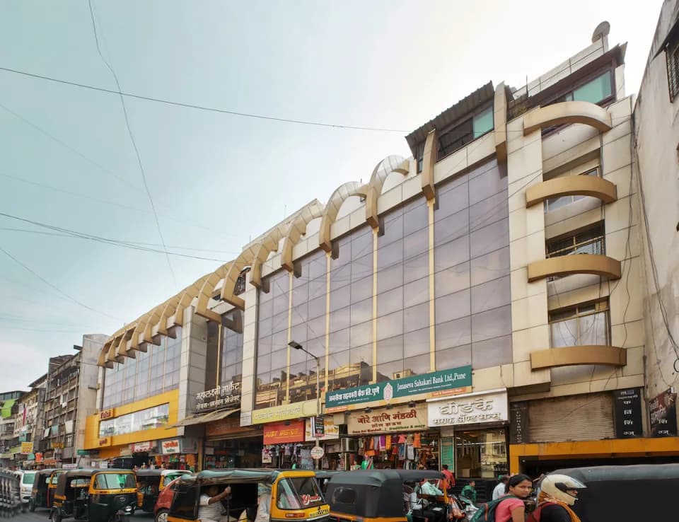 Pristine Mahalaxmi Market, Shukravar Peth