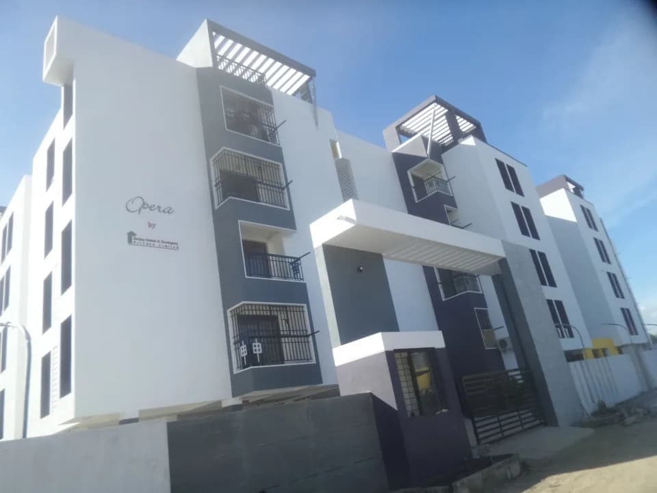 Sanjay Opera, Selaiyur