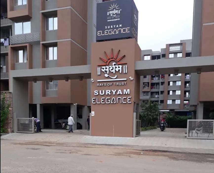 Suryam Elegance, Vastral
