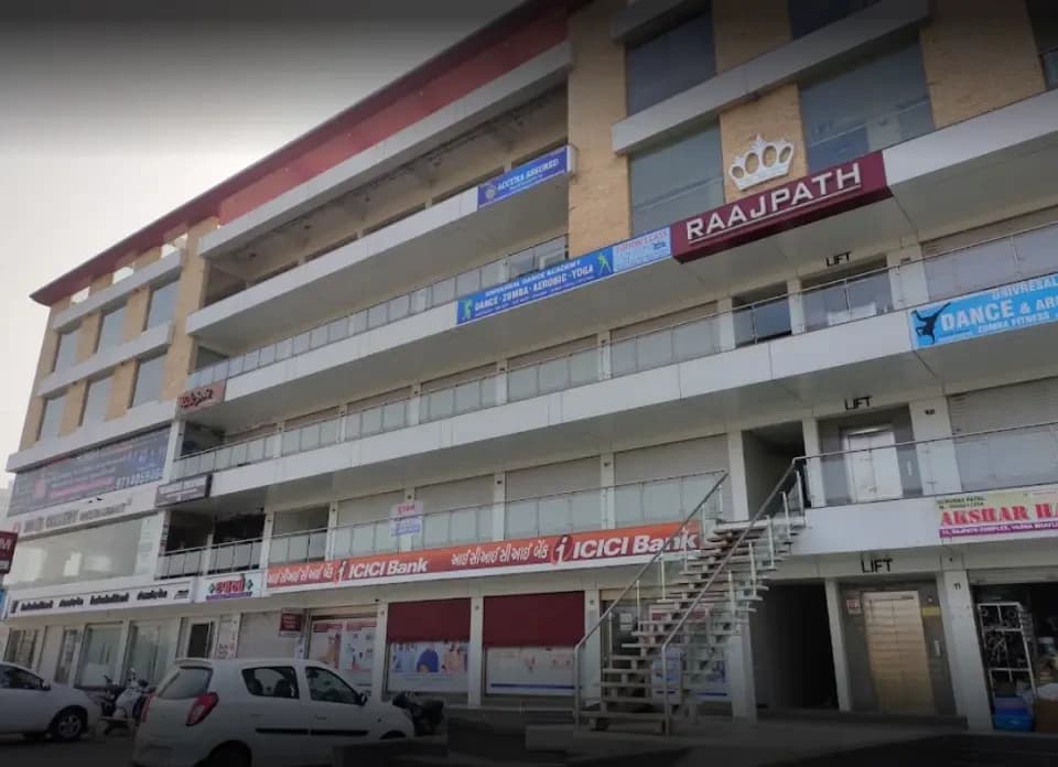 Raajpath, Bhayli