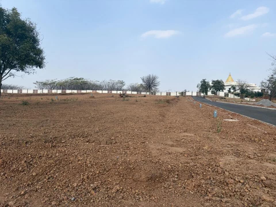 Urban Santo, Shankarpally