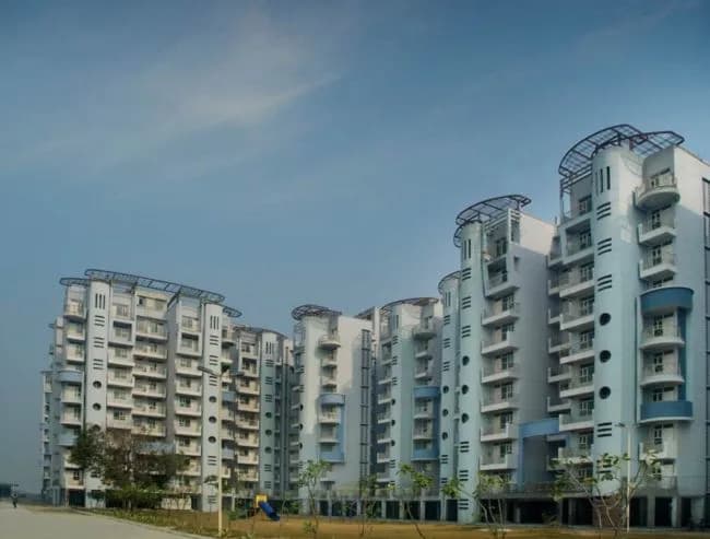 Omaxe Heights, Sector 8